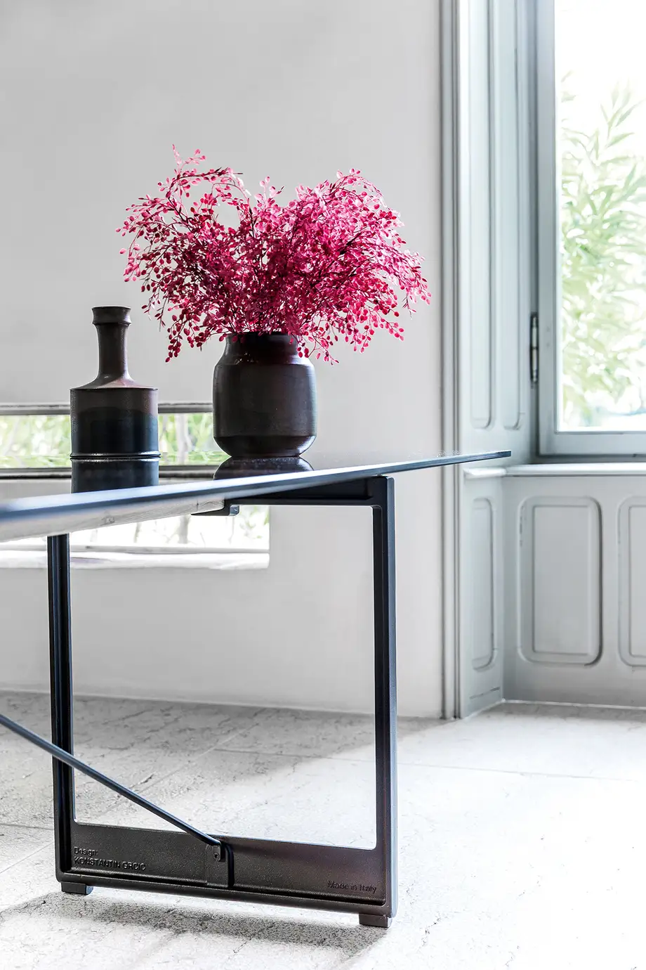 Magis Brut Table