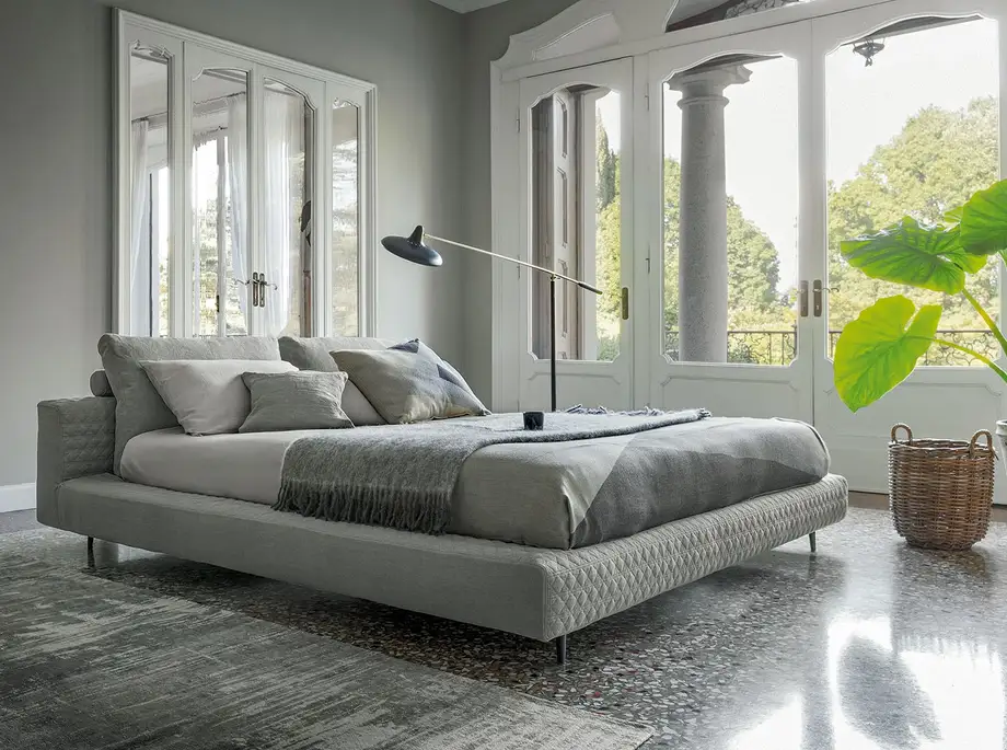 Bonaldo Owen Bed