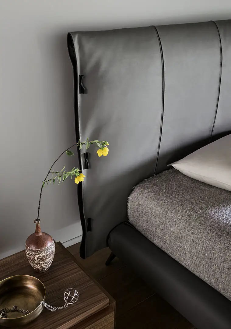 Bonaldo Cuff Bed