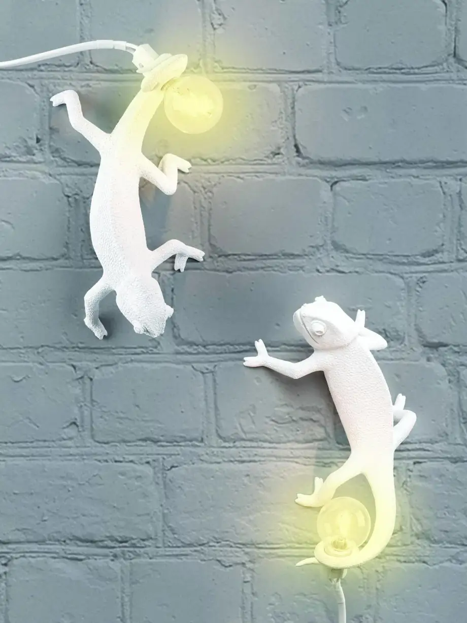 Seletti Chameleon Lamp Going Up
