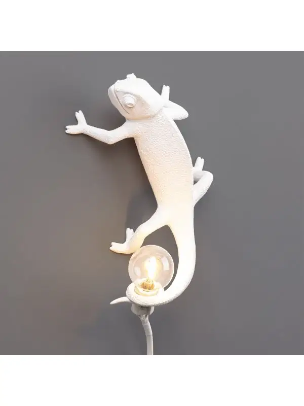 Seletti Chameleon Lamp Going Up