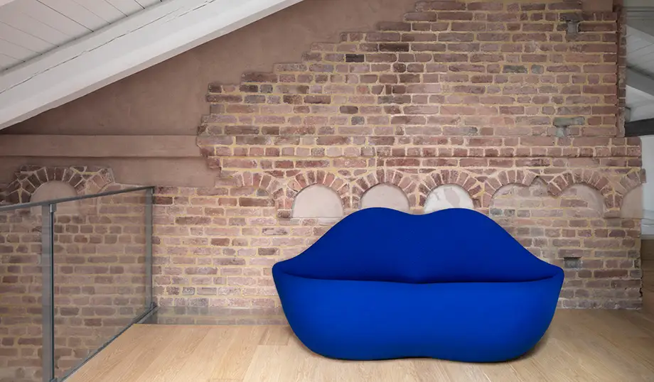 Gufram Bocca Sofa