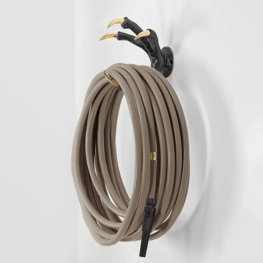 Garden Glory Claw Hose Holder