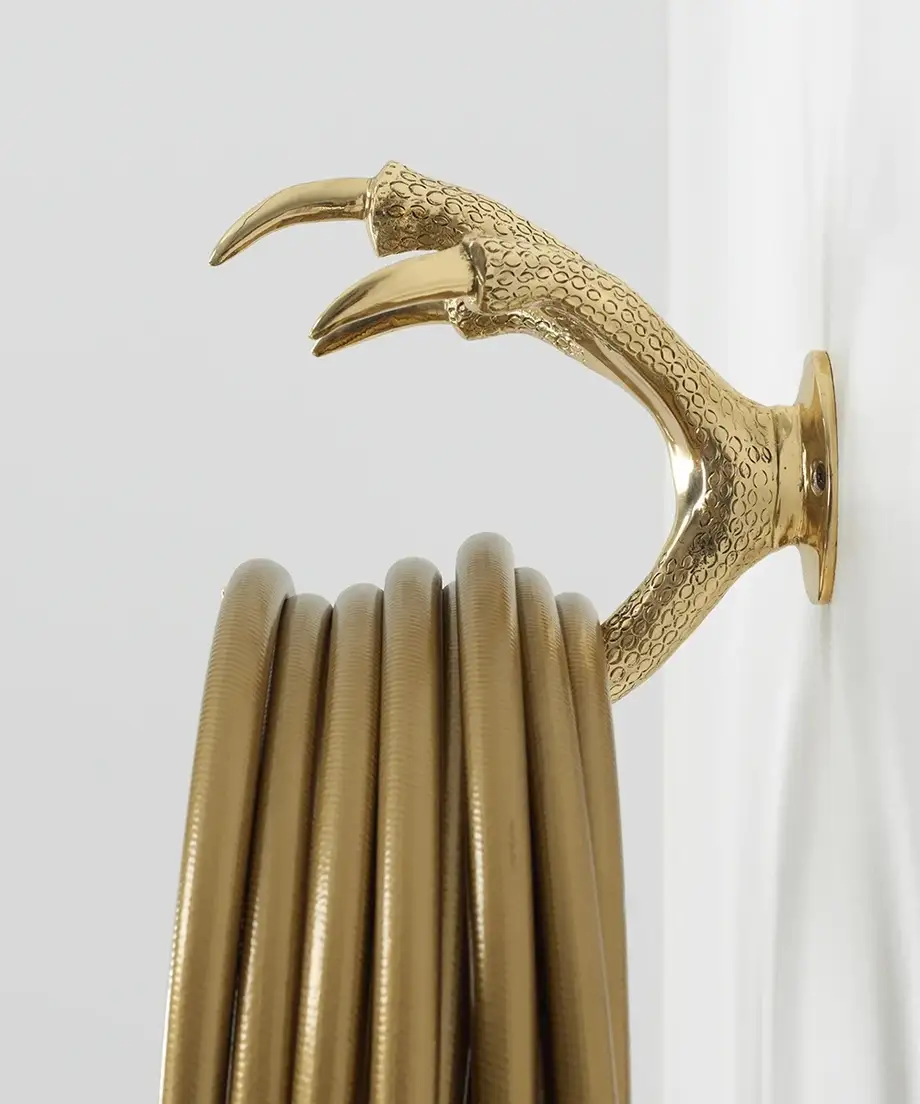 Garden Glory Claw Hose Holder