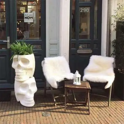 Qeeboo Mexico Stool & Side Table