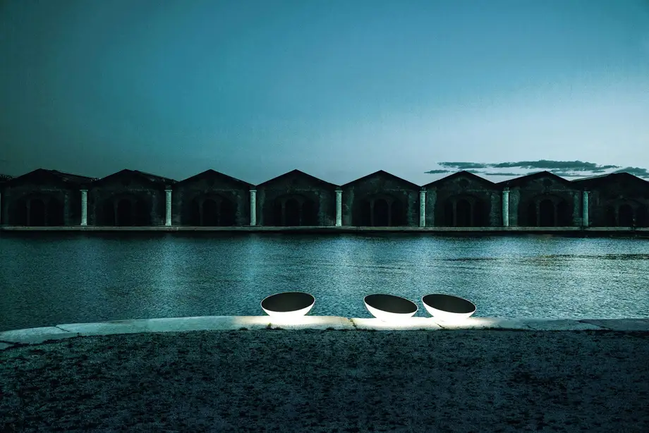 Foscarini Solar Floor Lamp Outdoor 