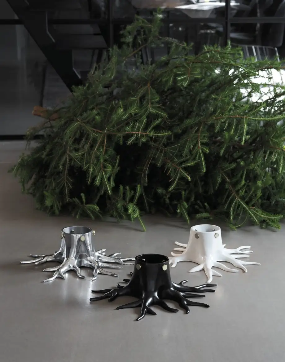 Garden Glory The Root Christmas Tree Stand White