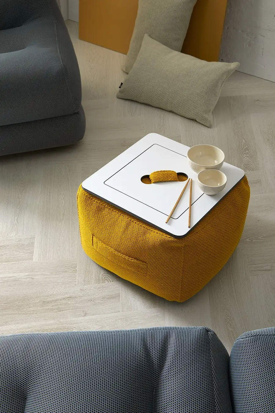 Ogo Puf Pool Pouf-Table
