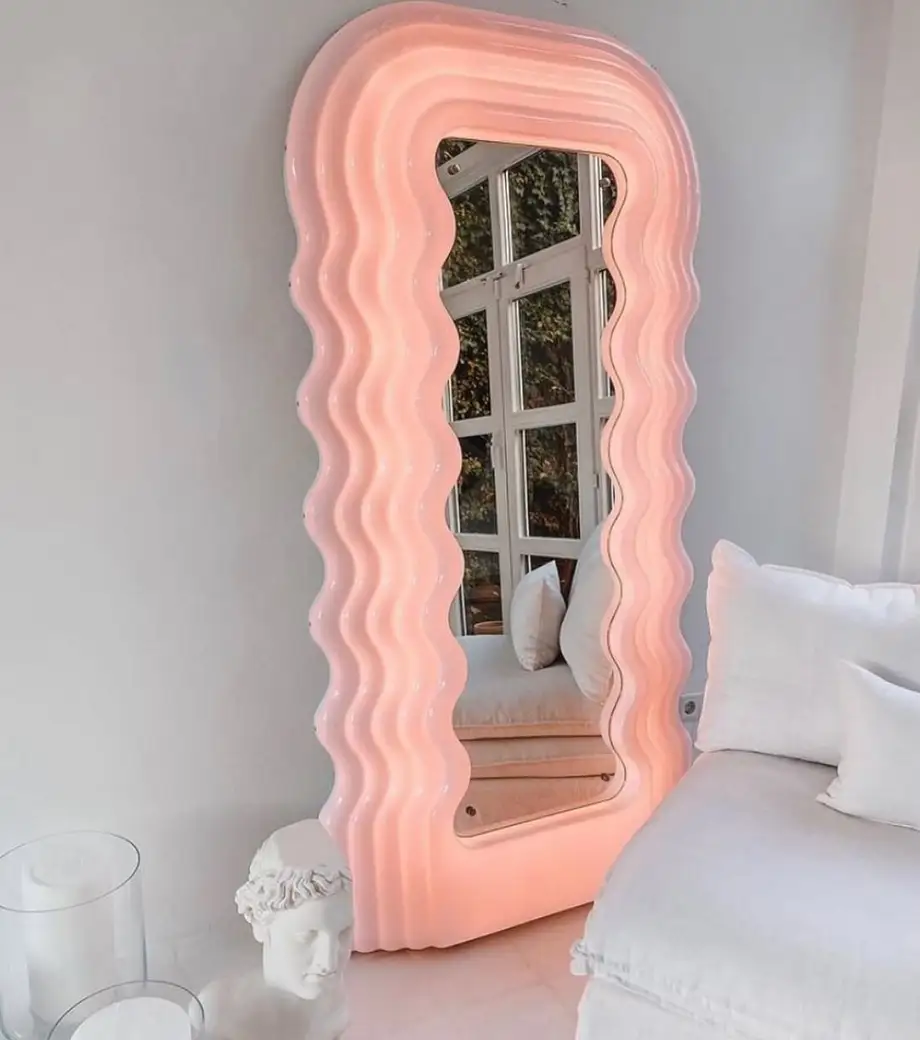 Poltronova Ultrafragola Mirror