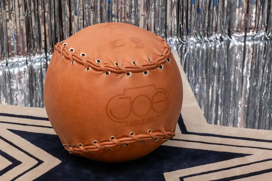 Poltronova Joe Ball Pouf