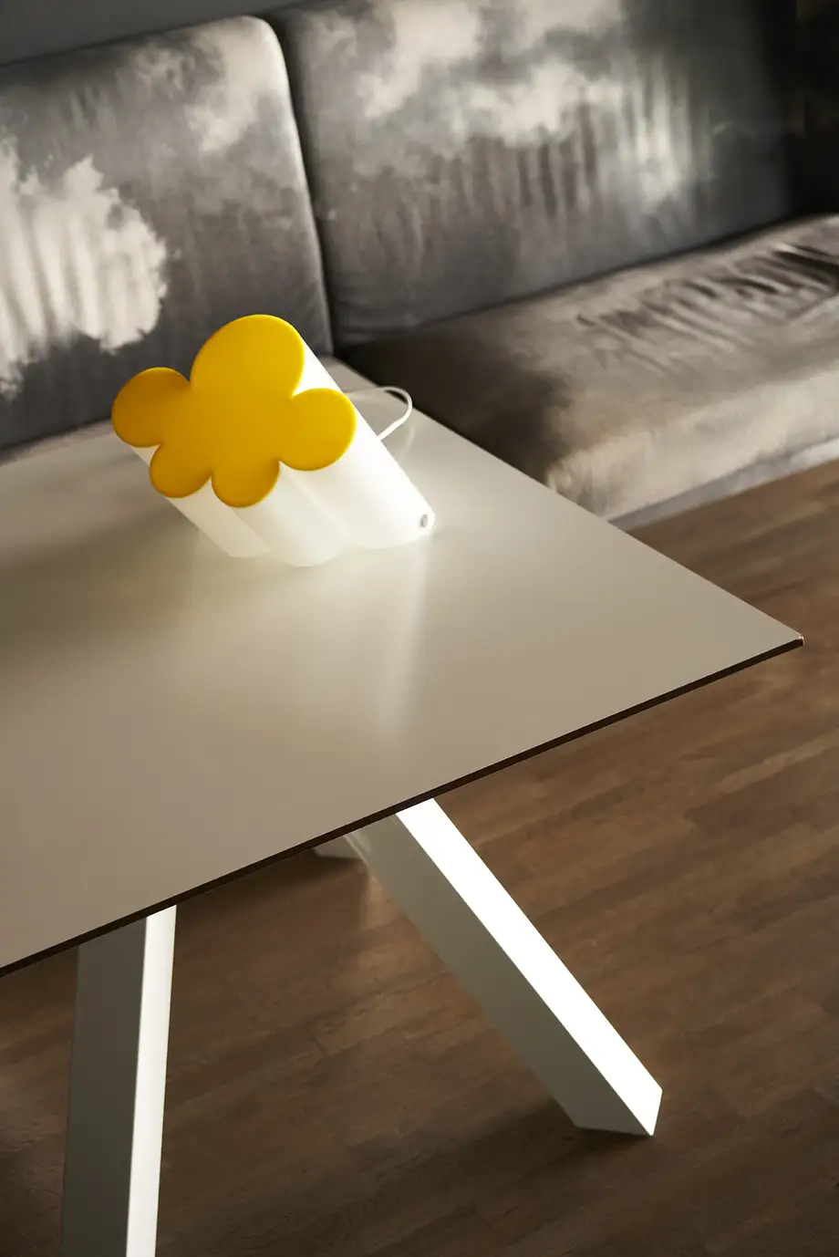 Poltronova Passiflora Table Lamp