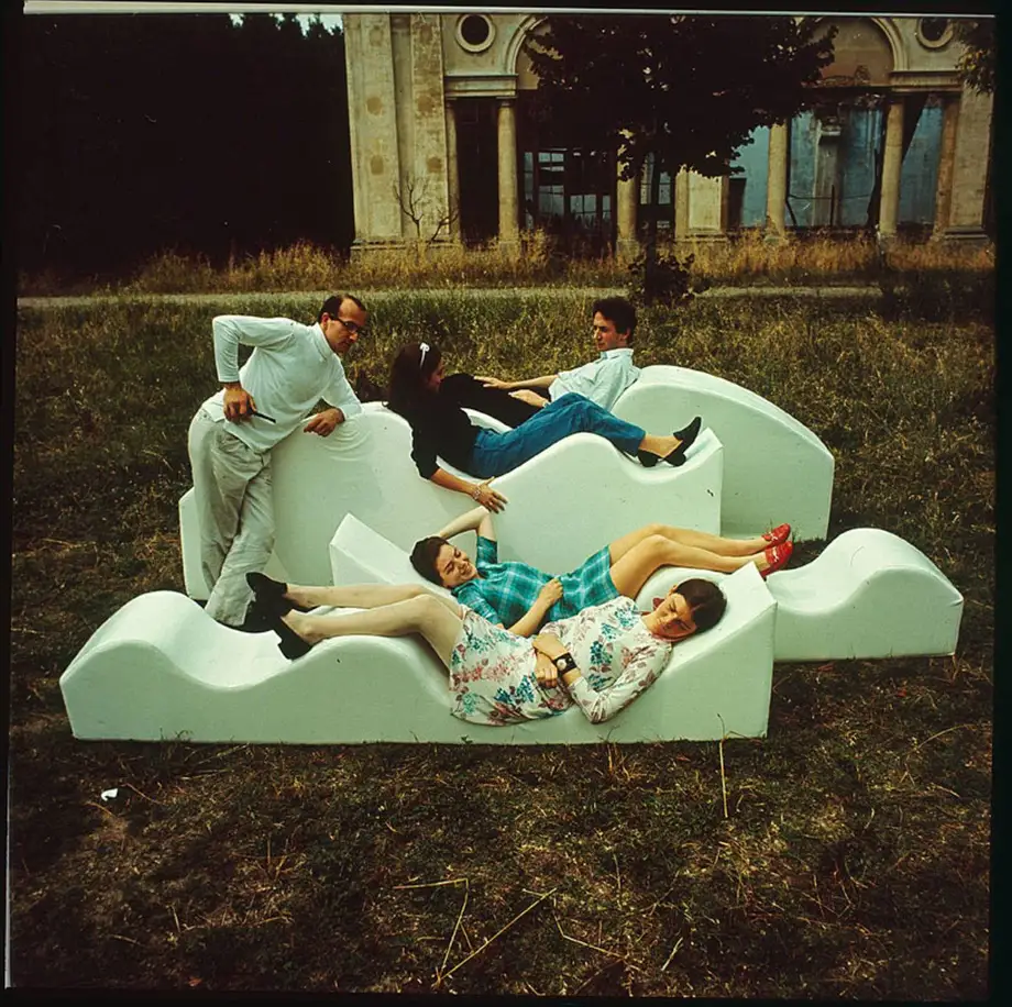 Poltronova Superonda Sofa