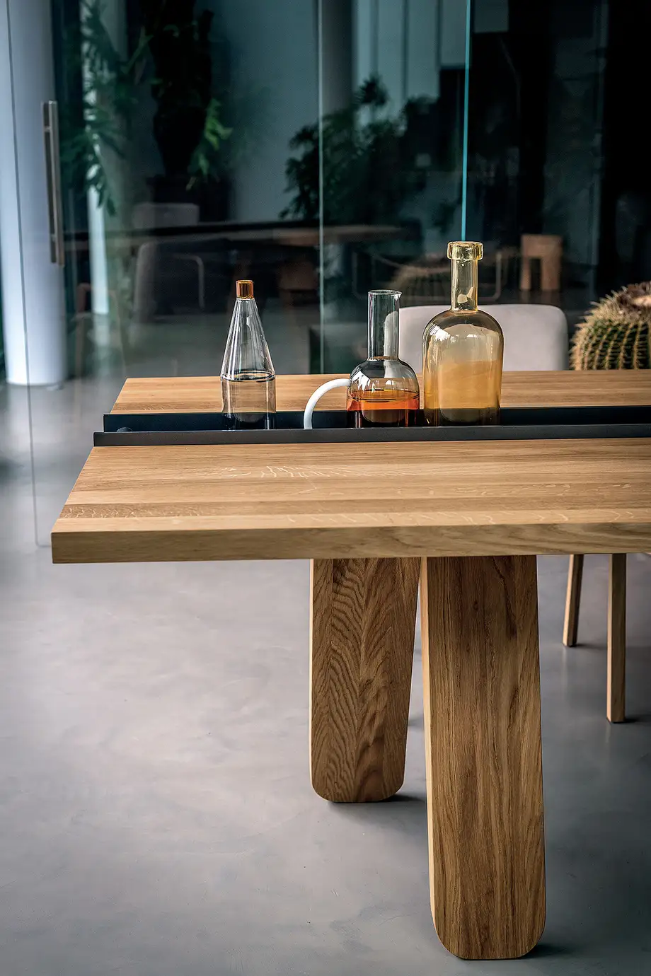 RIVA1920 Canal Table