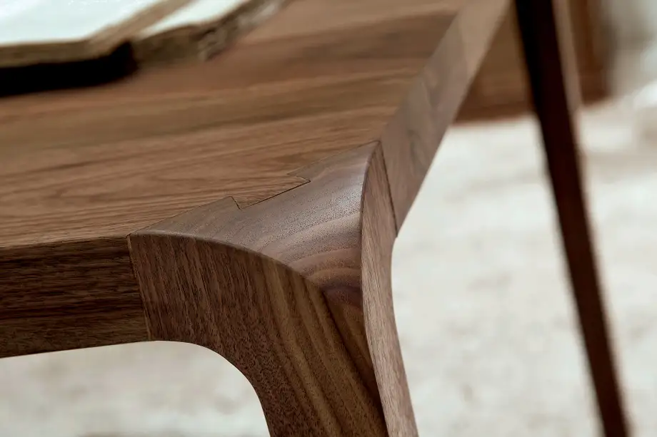 RIVA1920 Sleek Table 