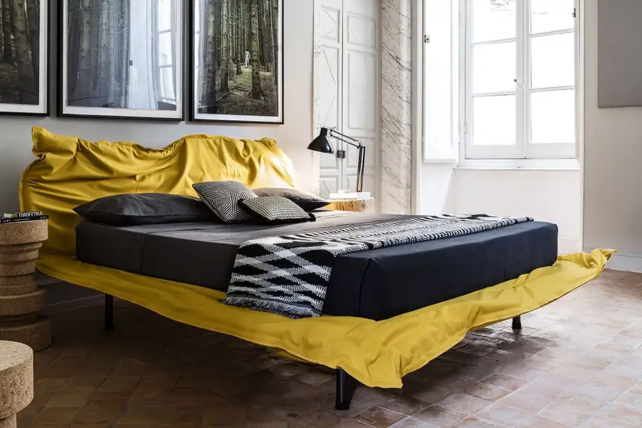 Mogg Big Hug Bed