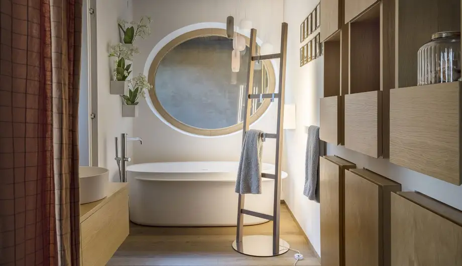 Mogg Alla Scala Coat Hanger Lamp
