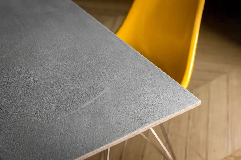 Mogg Matera Table