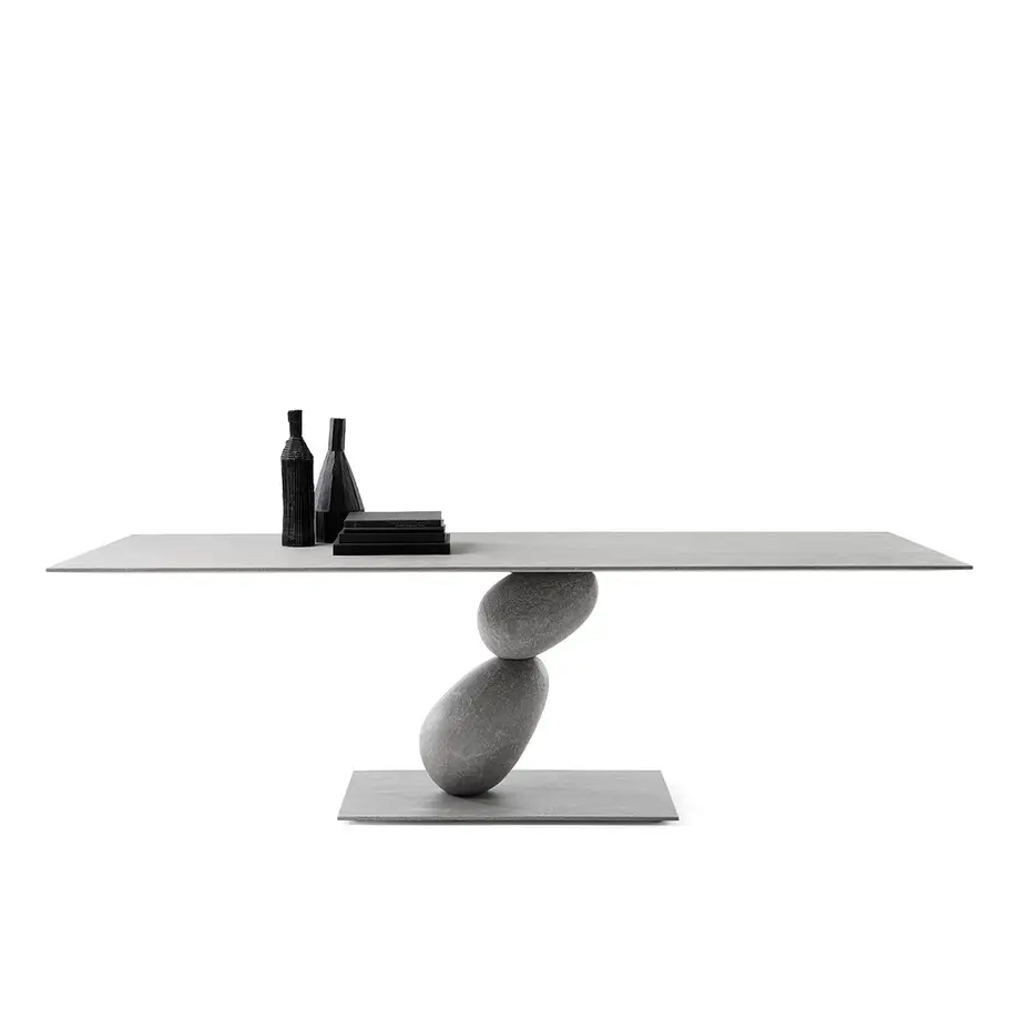 Mogg Matera Table