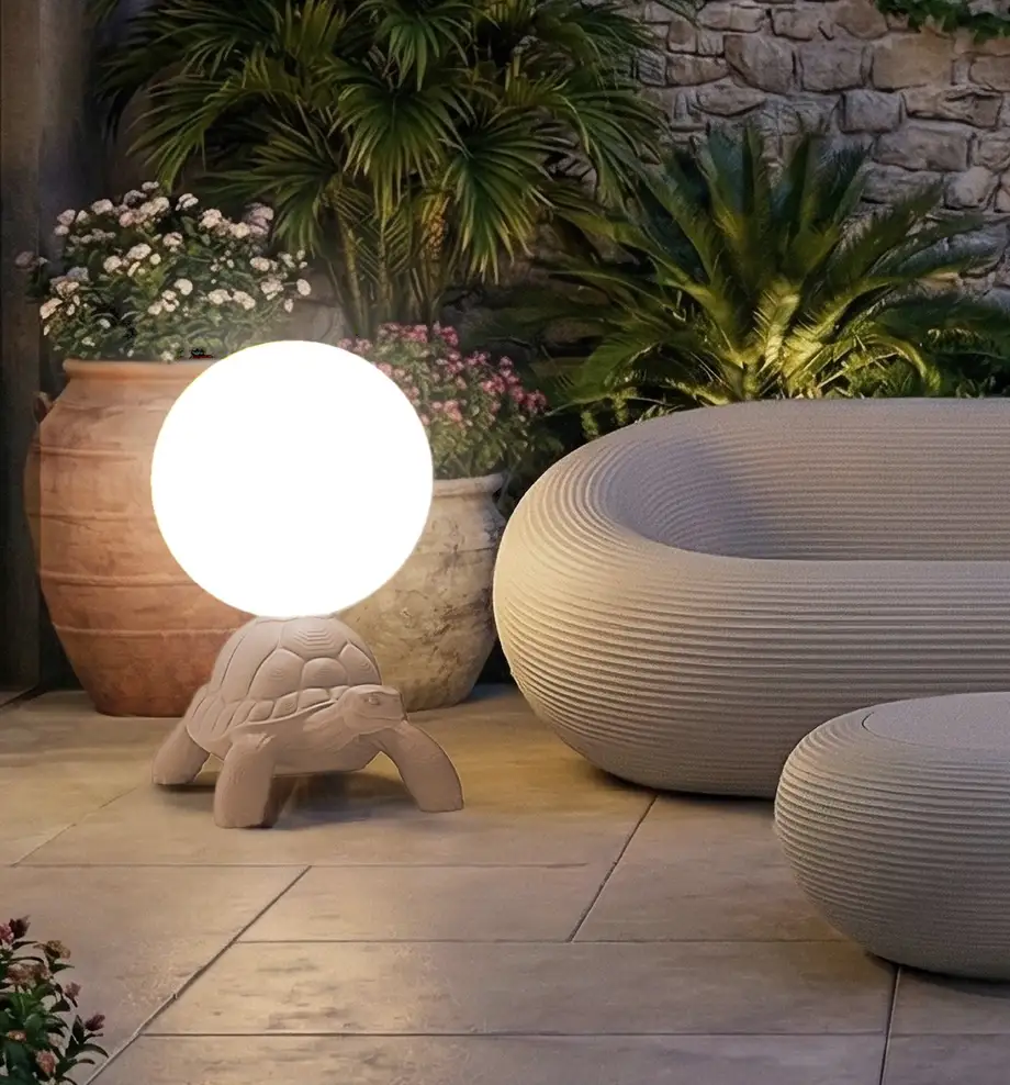 Qeeboo Turtle Carry Lamp