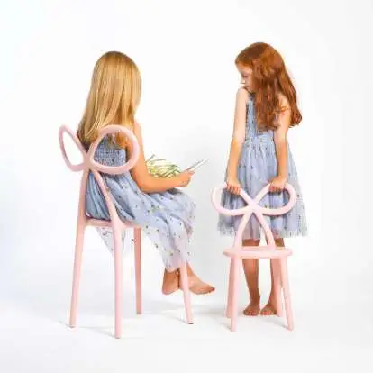 Qeeboo Ribbon Baby Chair