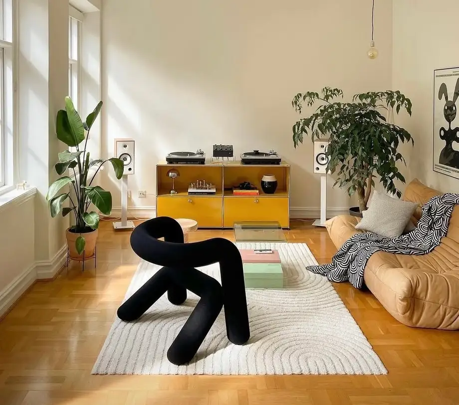 Moustache Extra Bold Armchair