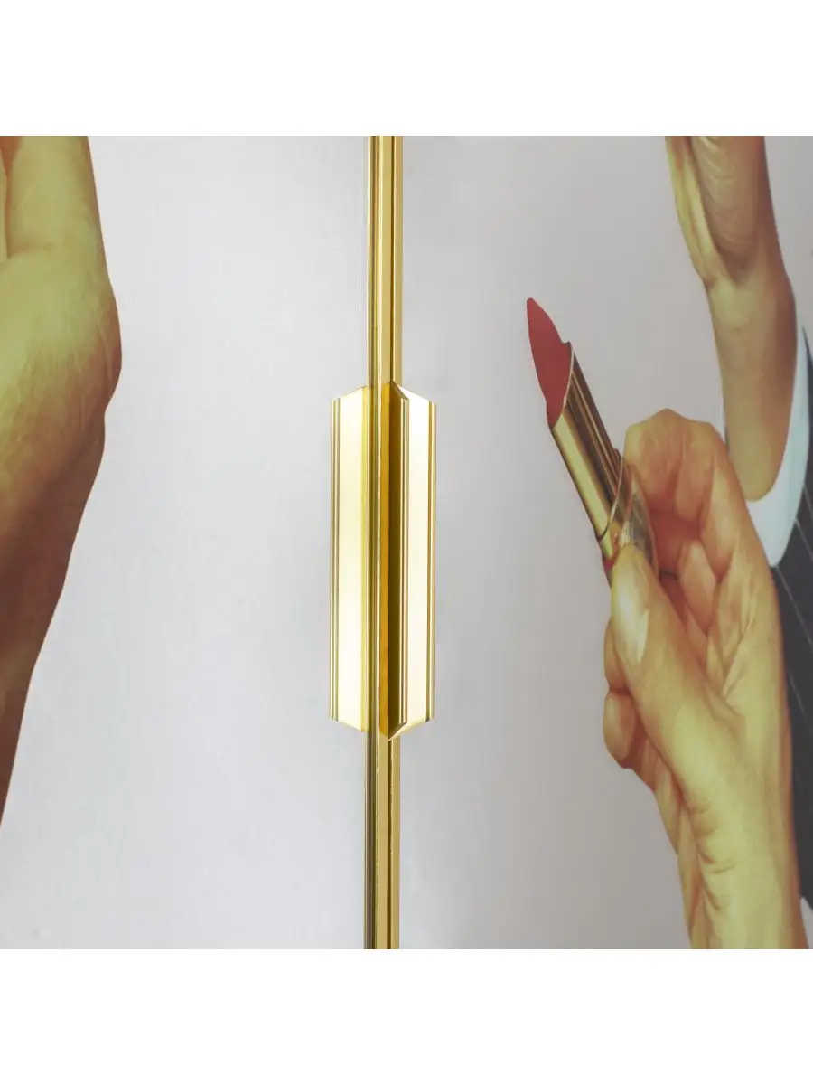 Seletti Toiletpaper Wardrobe Lipsticks