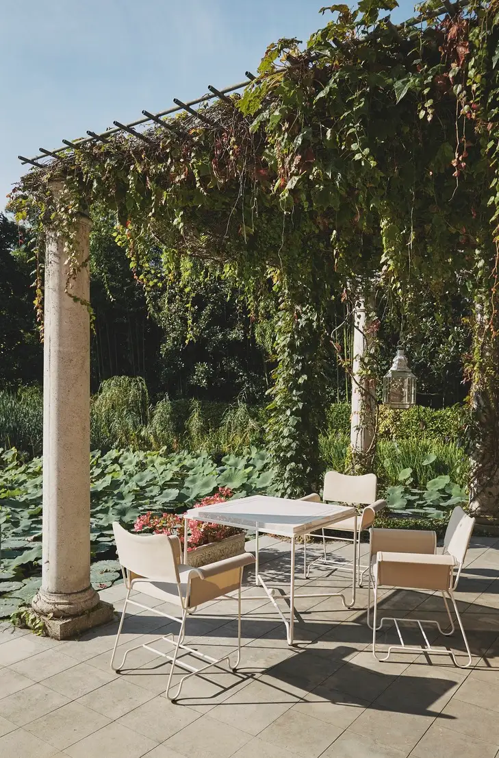 Gubi Tropique Dining Table