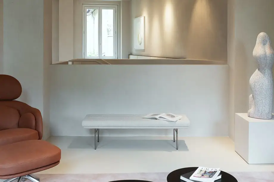 Saba Pan Flute Bench