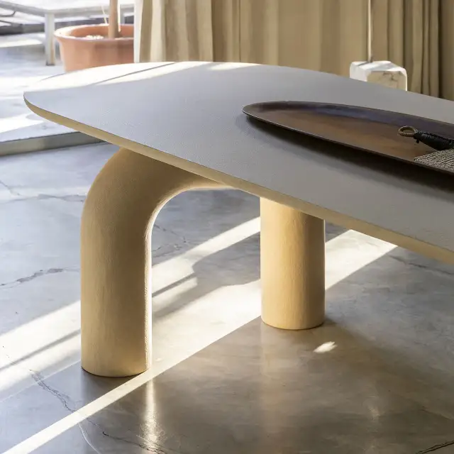 Mogg Elephante Table