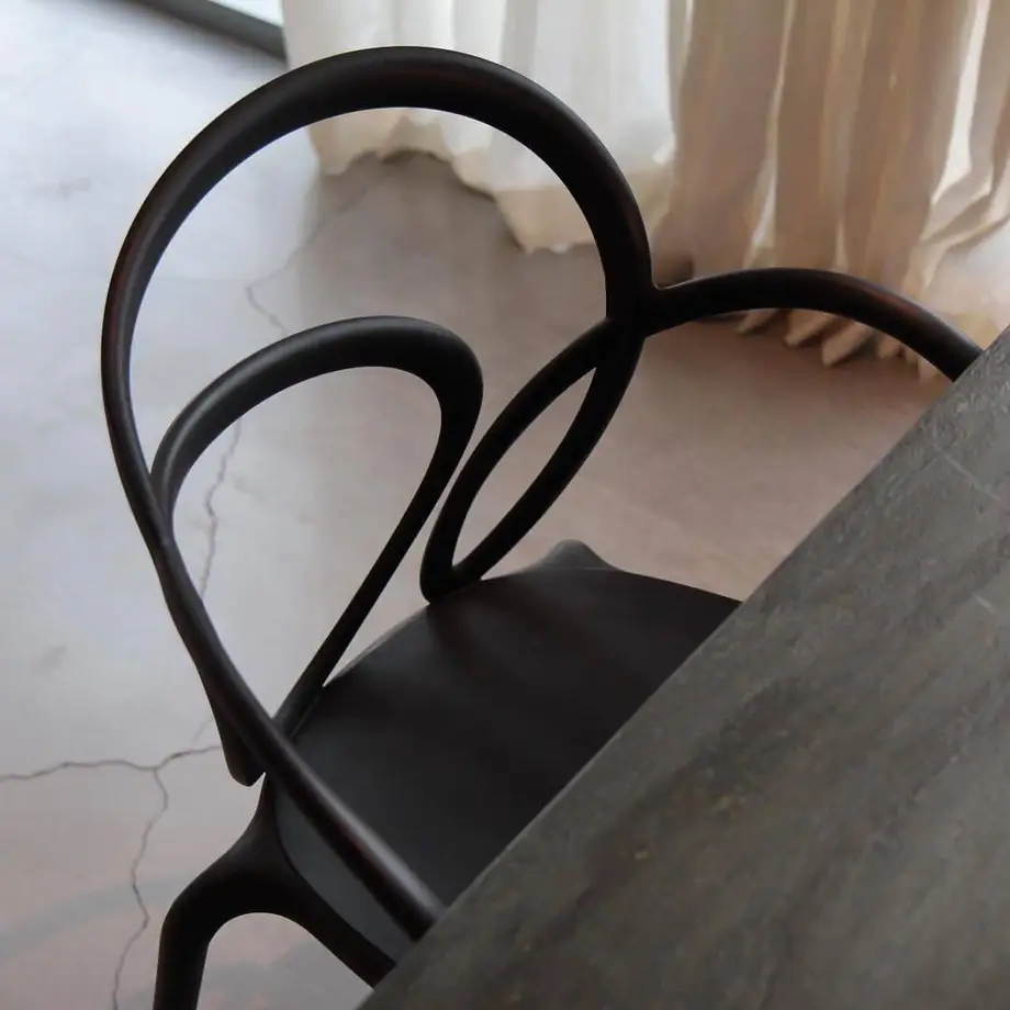 Qeeboo Loop Chair - New Colors!