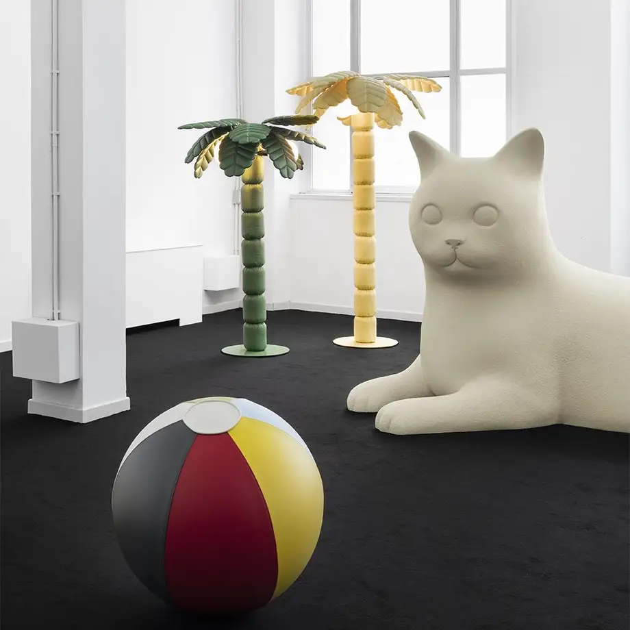 Pet Therapy Project - Palm Beach Padded Standing Lamp