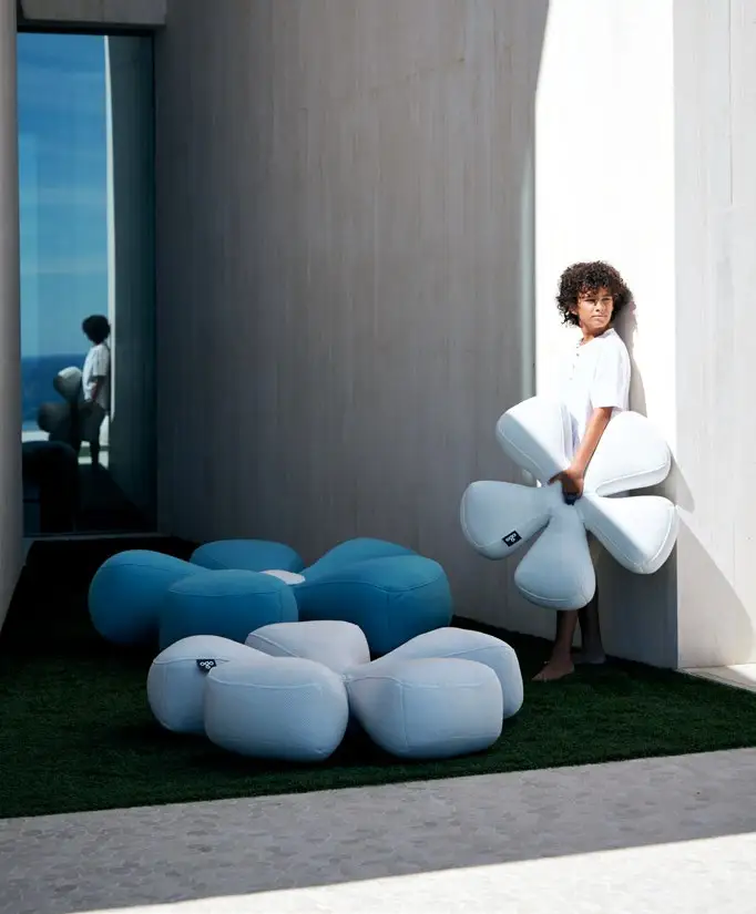 Ogo Flower Pouf