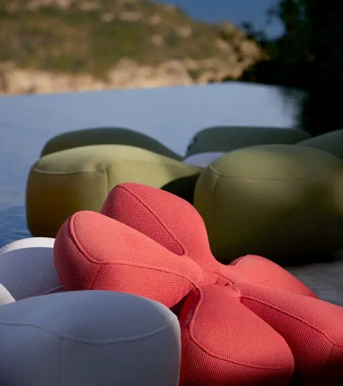 Ogo Flower Pouf