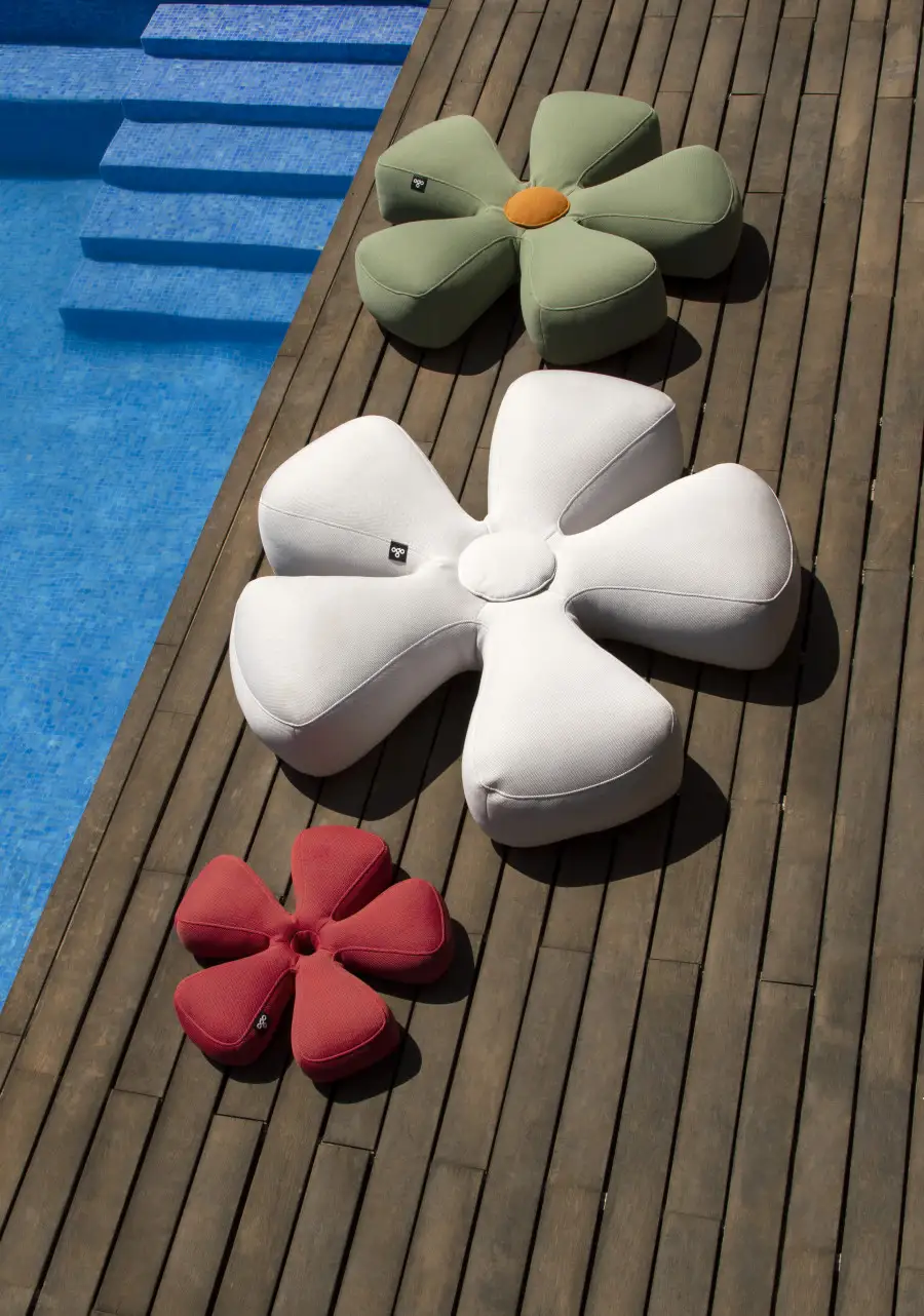 Ogo Flower Pouf