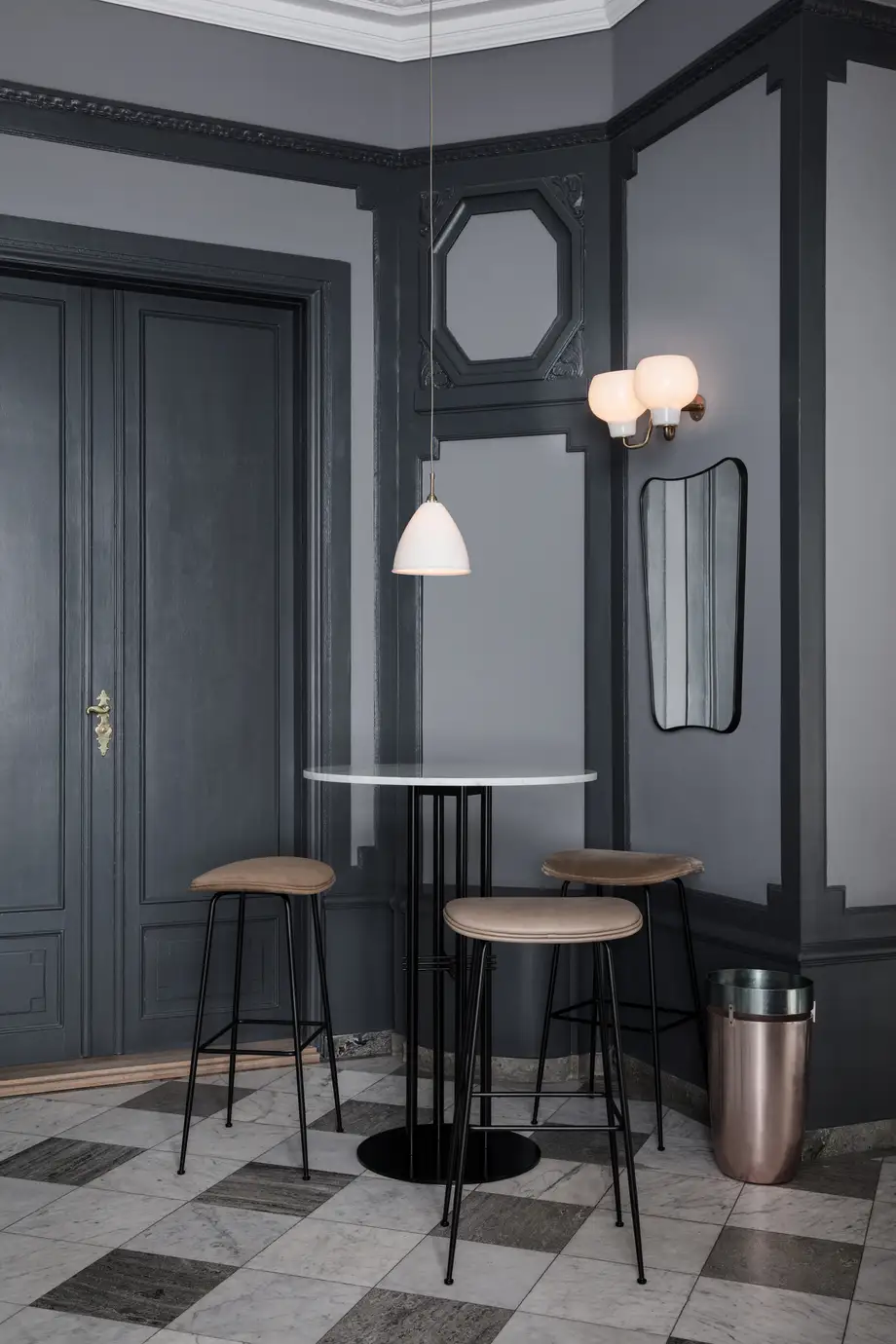 Gubi FA33 Mirror