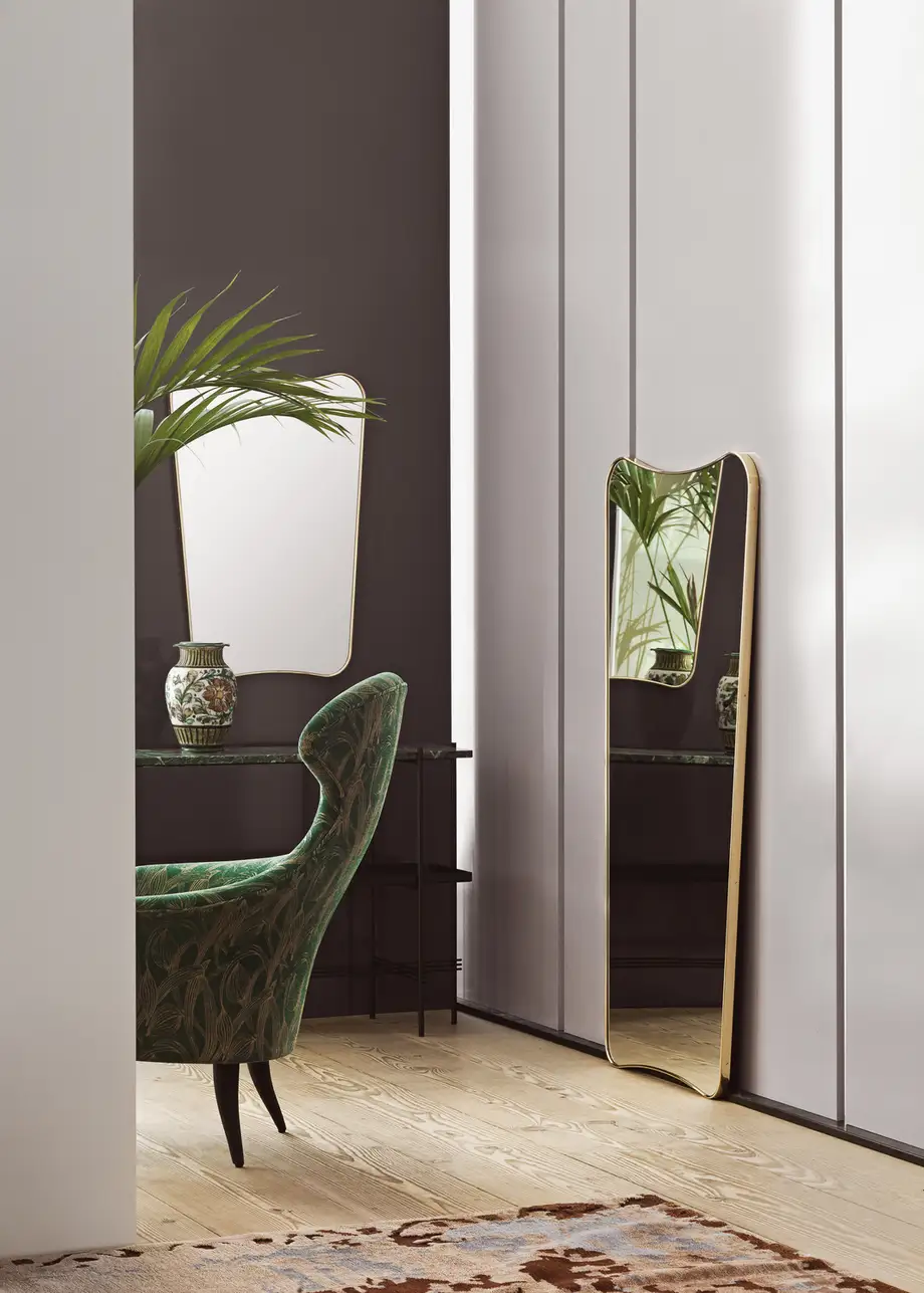 Gubi FA33 Mirror
