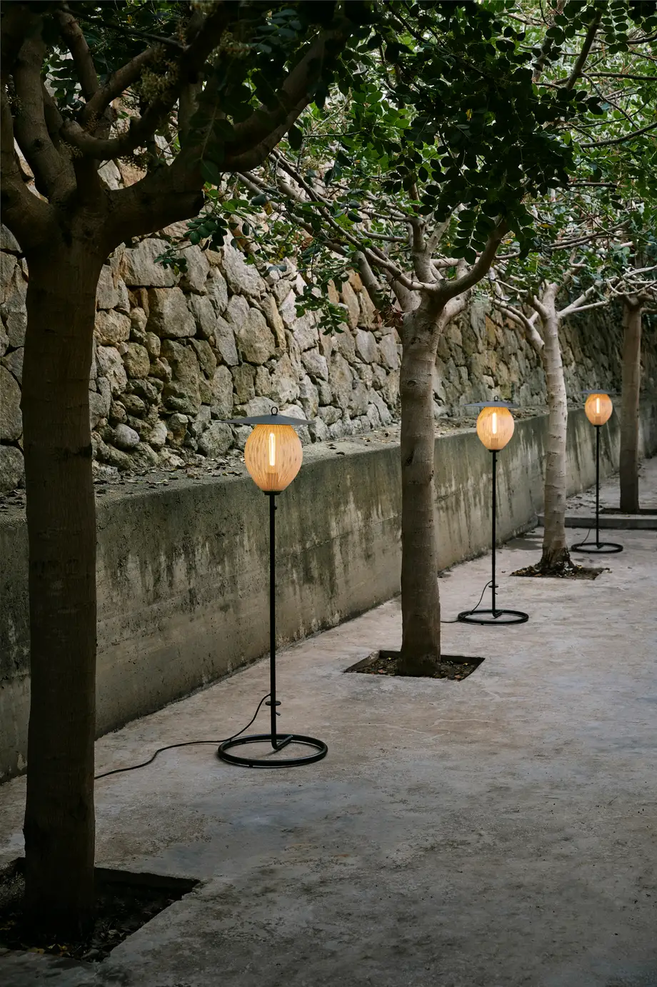 Gubi Satellite Outdoor Floor Lamp