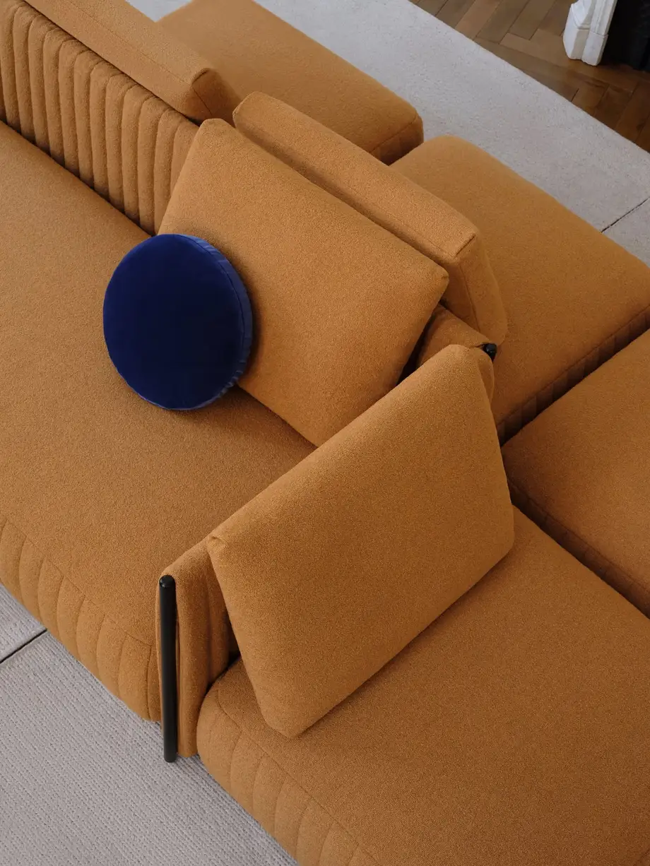 Saba Metis Sofa