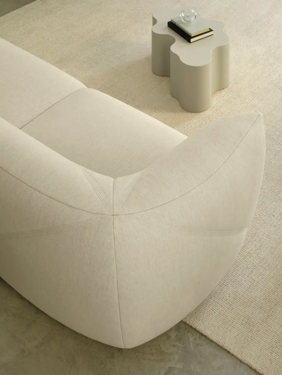 Saba Vela Sofa