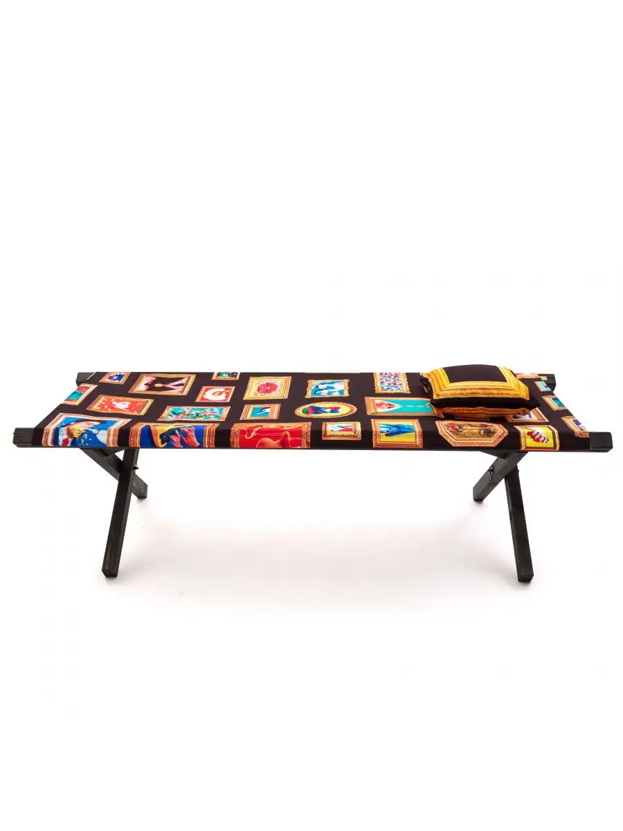 Seletti Toiletpaper Poolbed Frames