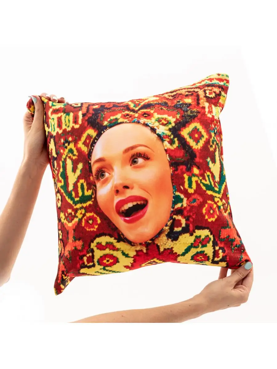 Seletti Toiletpaper Poolbed Lady on Carpet