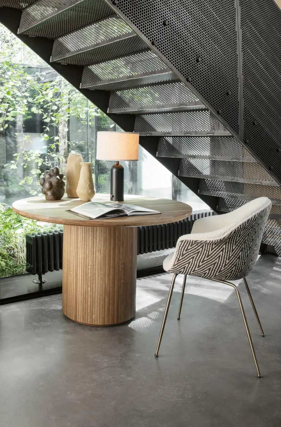 Gubi Gravity Table Lamp