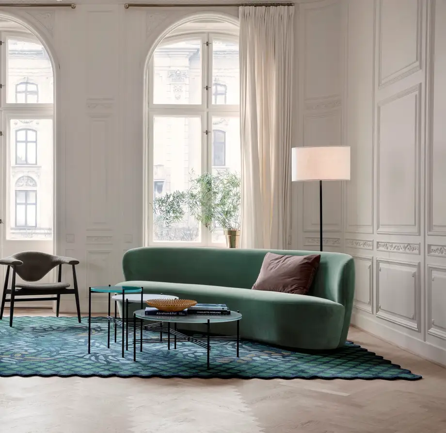 Gubi Gravity Floor Lamp