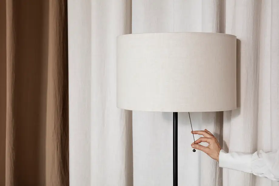 Gubi Gravity Floor Lamp
