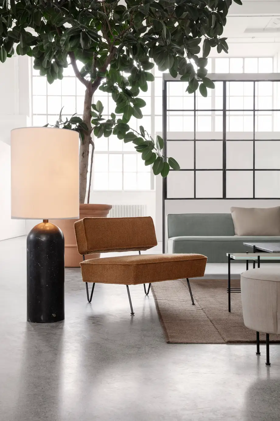 Gubi Gravity XL Floor Lamp