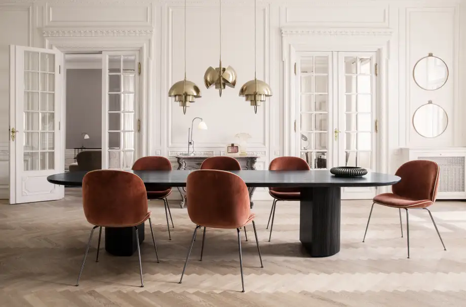 Gubi Moon Dining Table