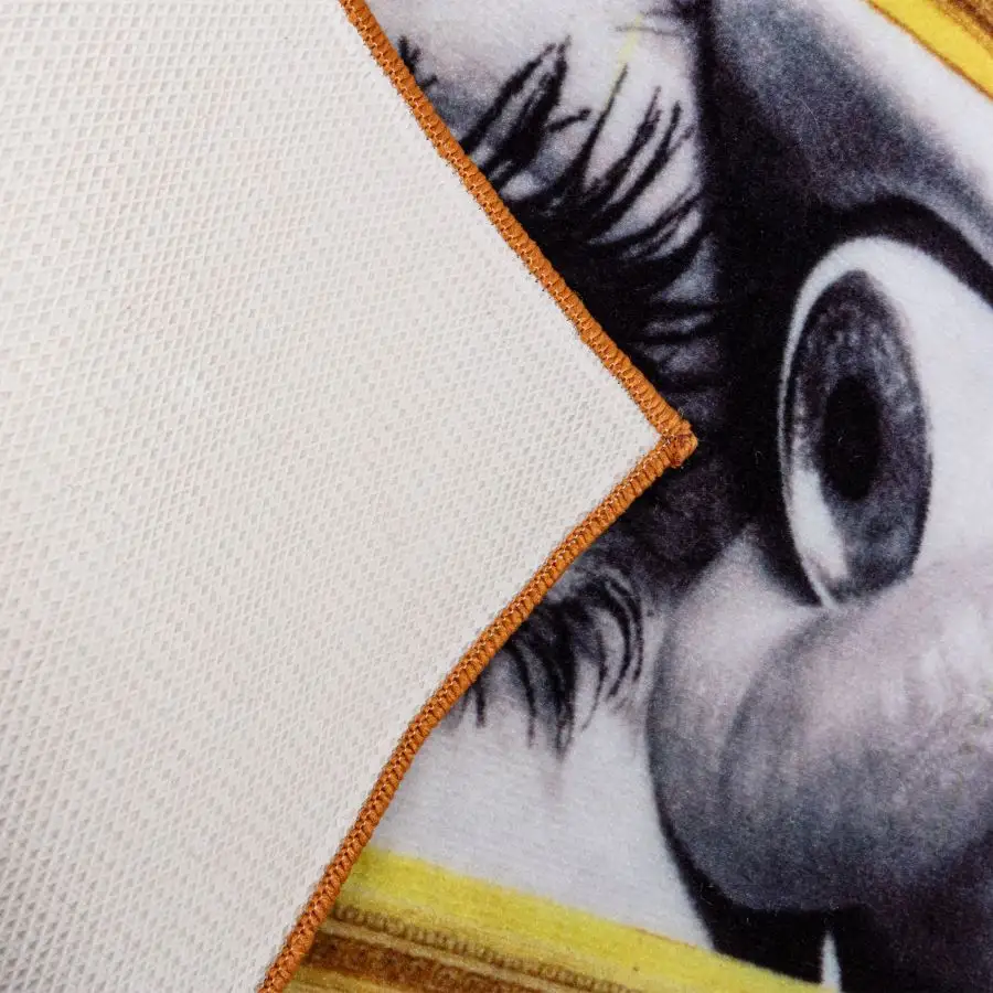 Seletti Toiletpaper Mat Eye and Mouth