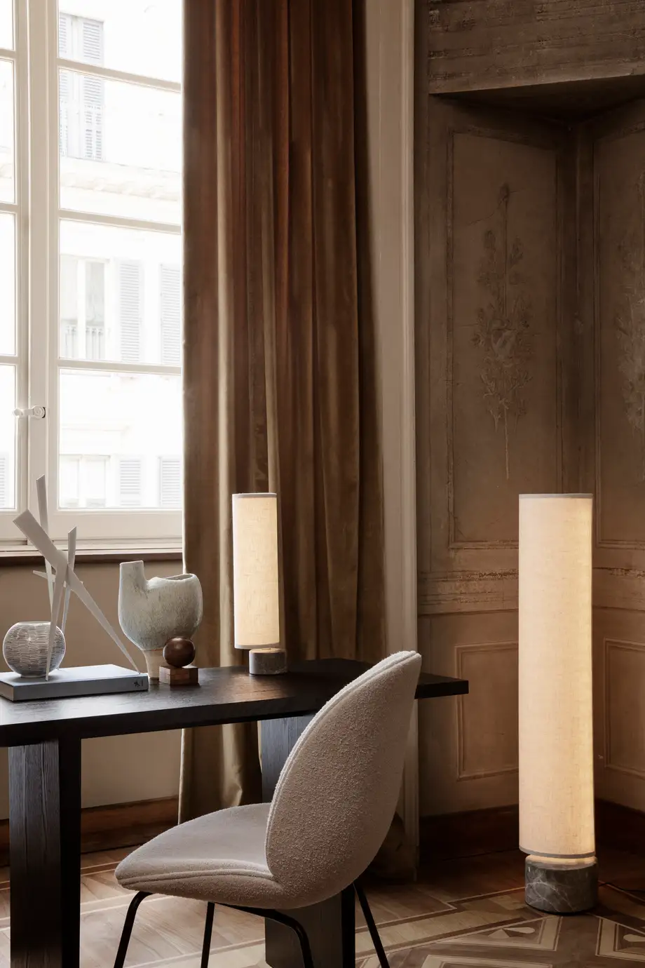 Gubi Private Desk