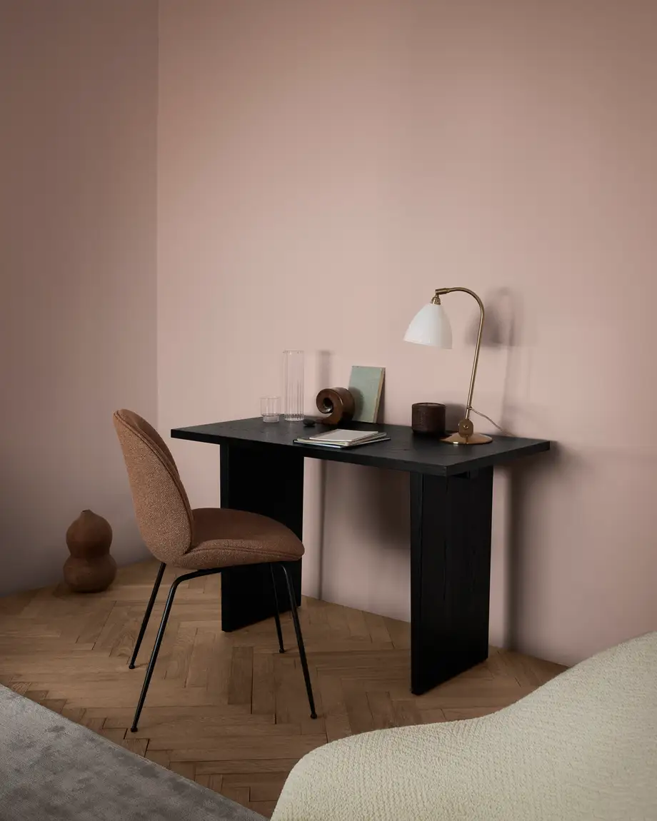 Gubi Private Desk