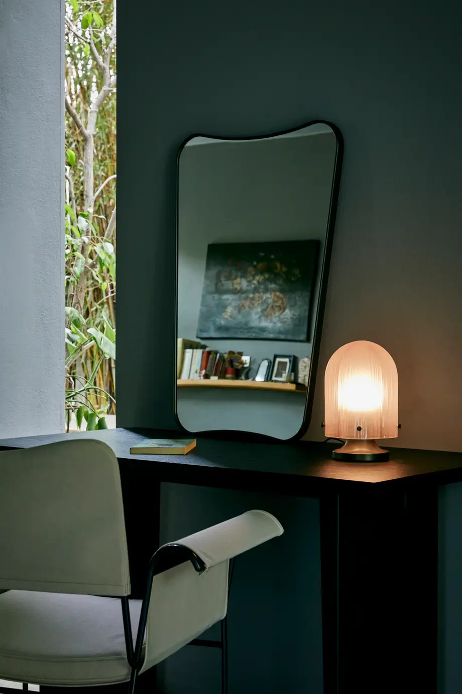 Gubi Private Desk